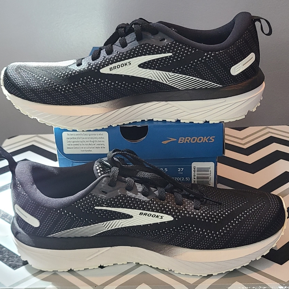 Brooks REVEL 6 MENS SIZE 9 - Picture 3 of 9